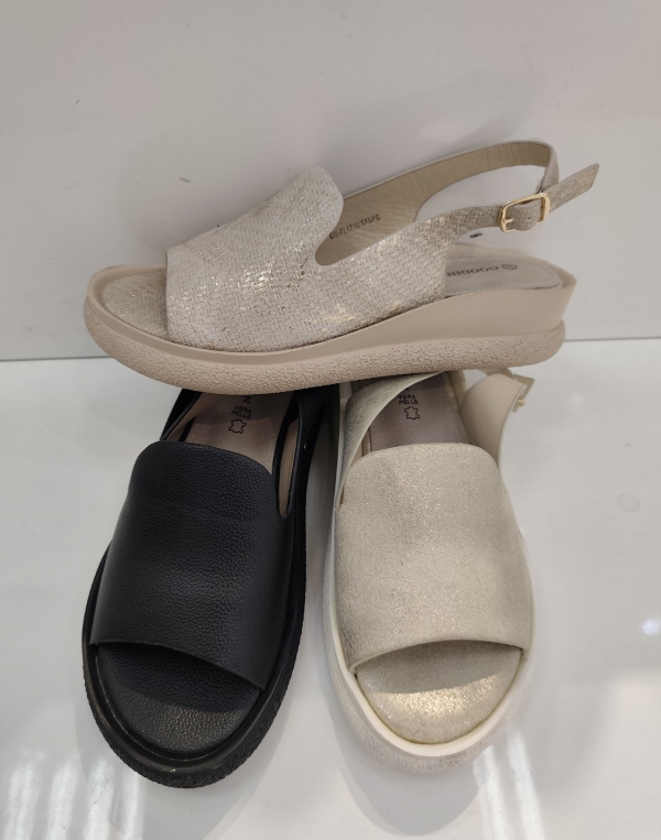 Sandały płaskie damskie Roz 36-41 / 12 par